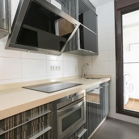 Apartment En Con Piscina Valoria
